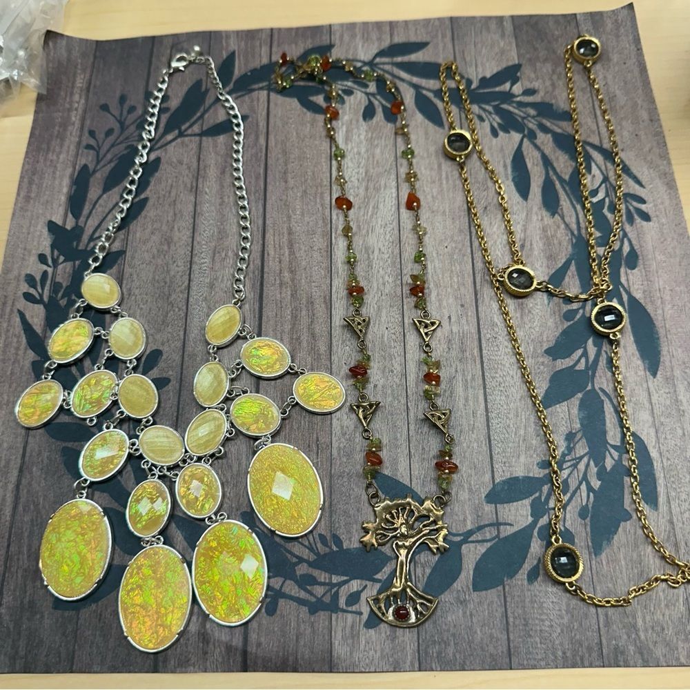 Boho Necklace Bundle Lot‎  3 Necklaces B6